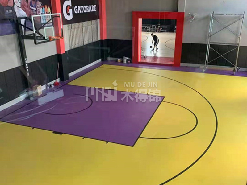 学校选用什么地板比较环保